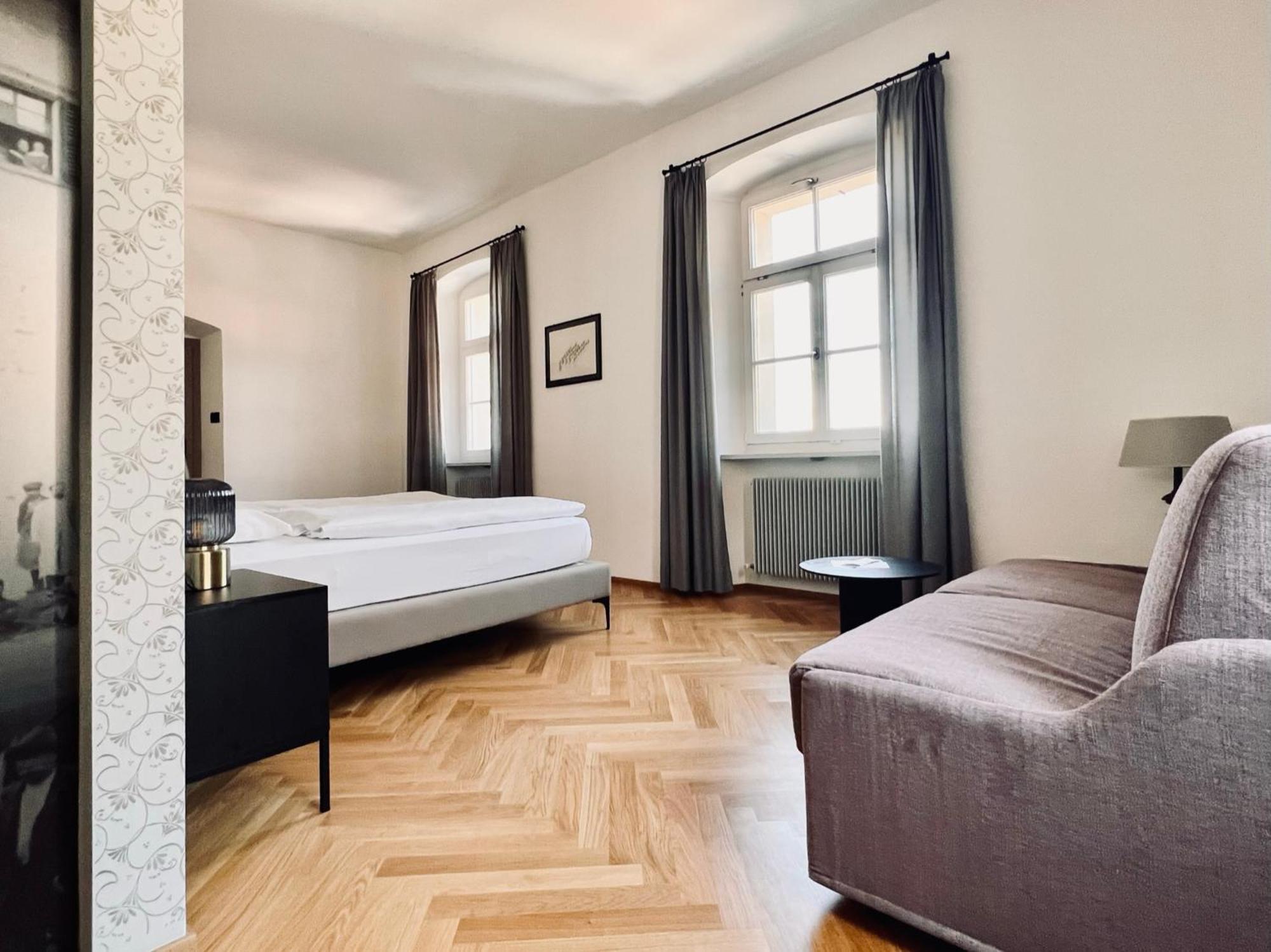 Haus Noldin - Historische Herberge - Dimora Storica Salorno Zewnętrze zdjęcie